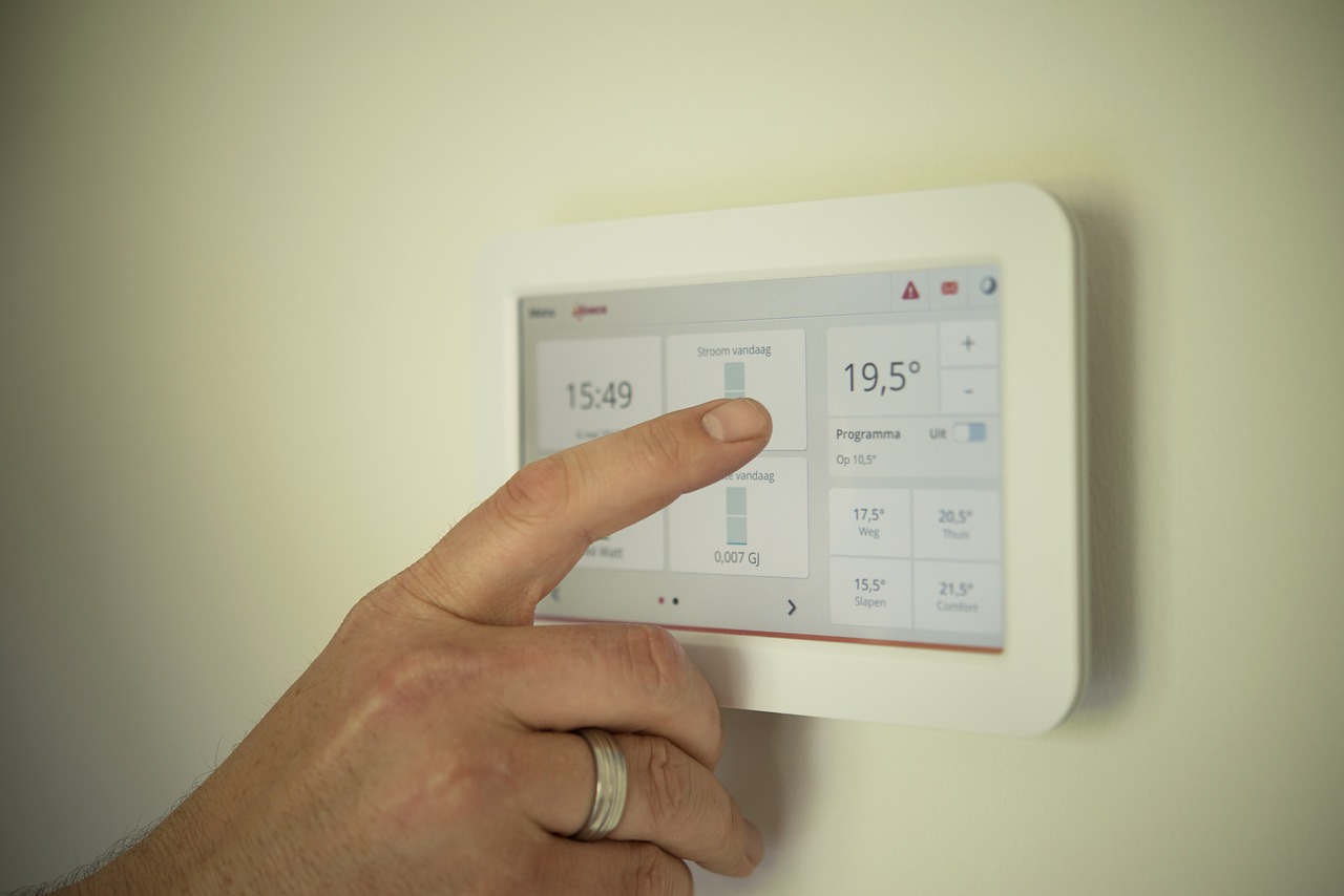 Isoler écologiquement une maison pour limiter les déperditions